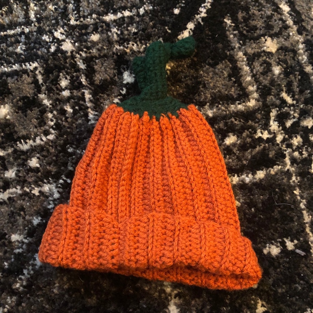 Handmade, pumpkin beanie. ADULT.